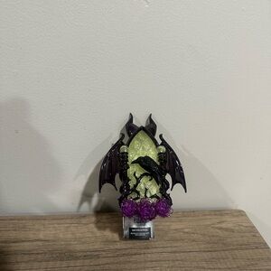 Maleficent wallflower